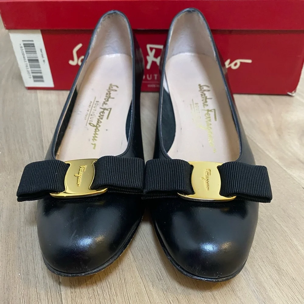 Salvatore Ferragamo preowned excellent